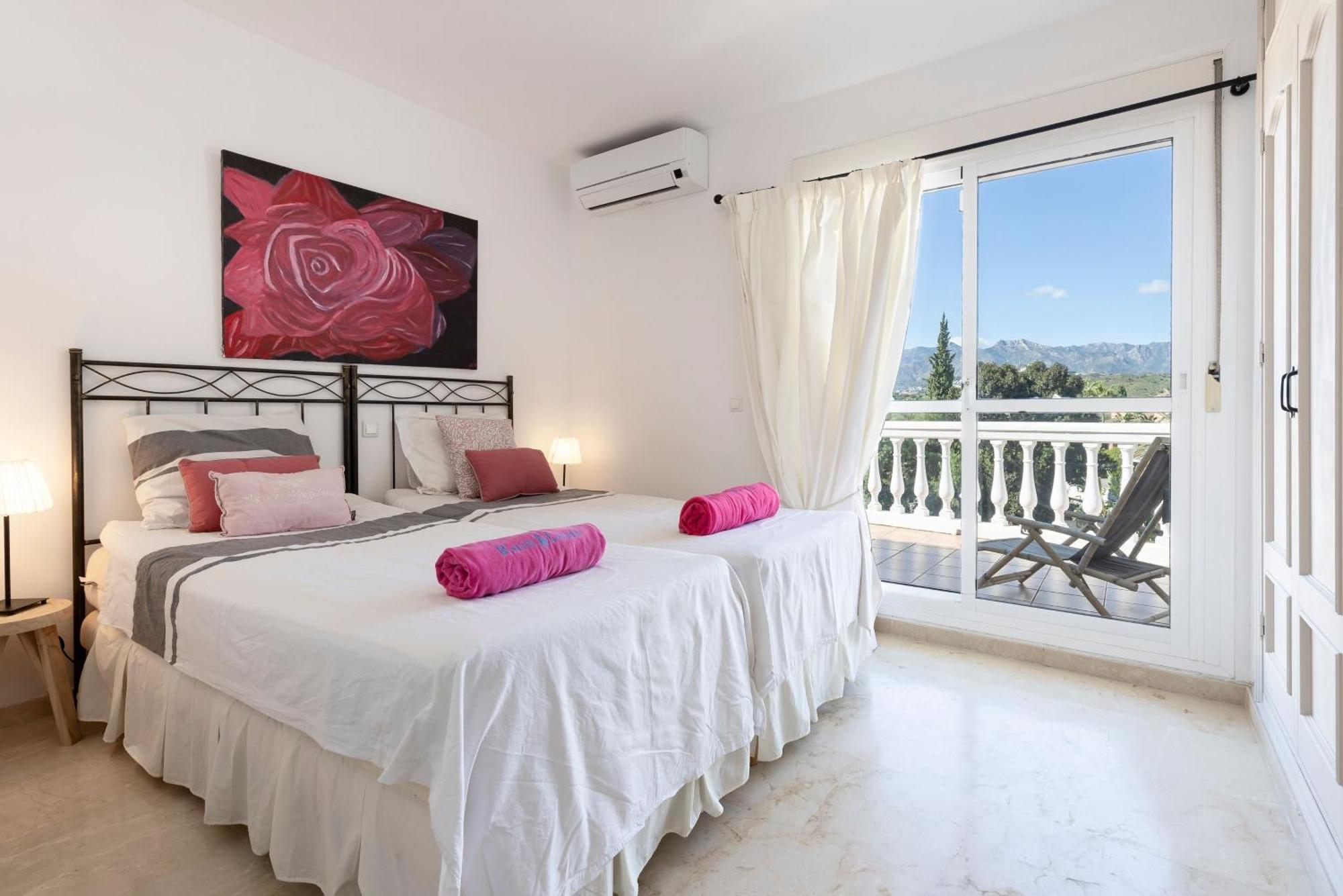 Villa La Vida En Rosa Marbella Eksteriør billede